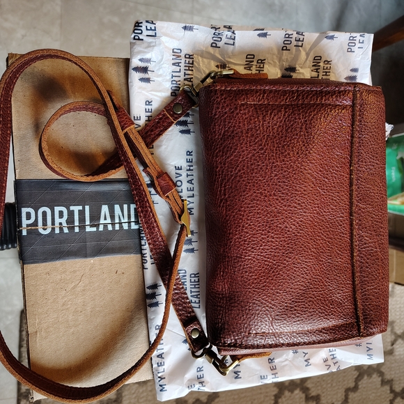 Portland Leather Medium Metro - Picture 6 of 9